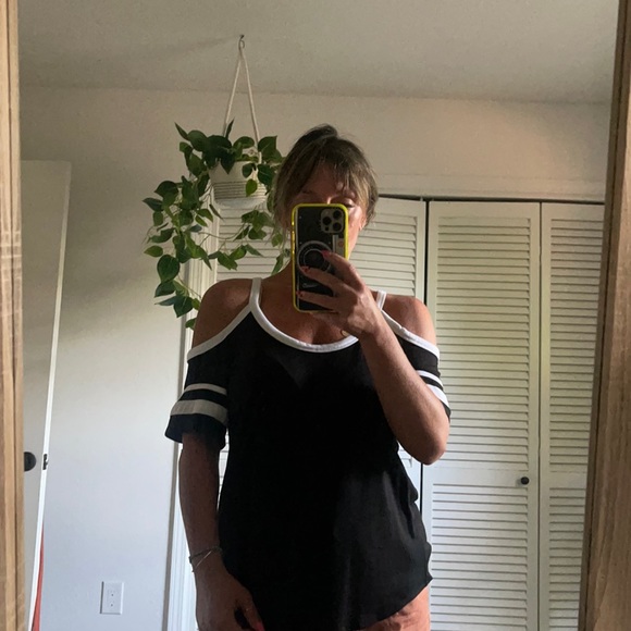 Express Tops - Knit top